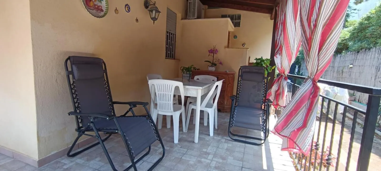 Villa Alba Palermo 0*,